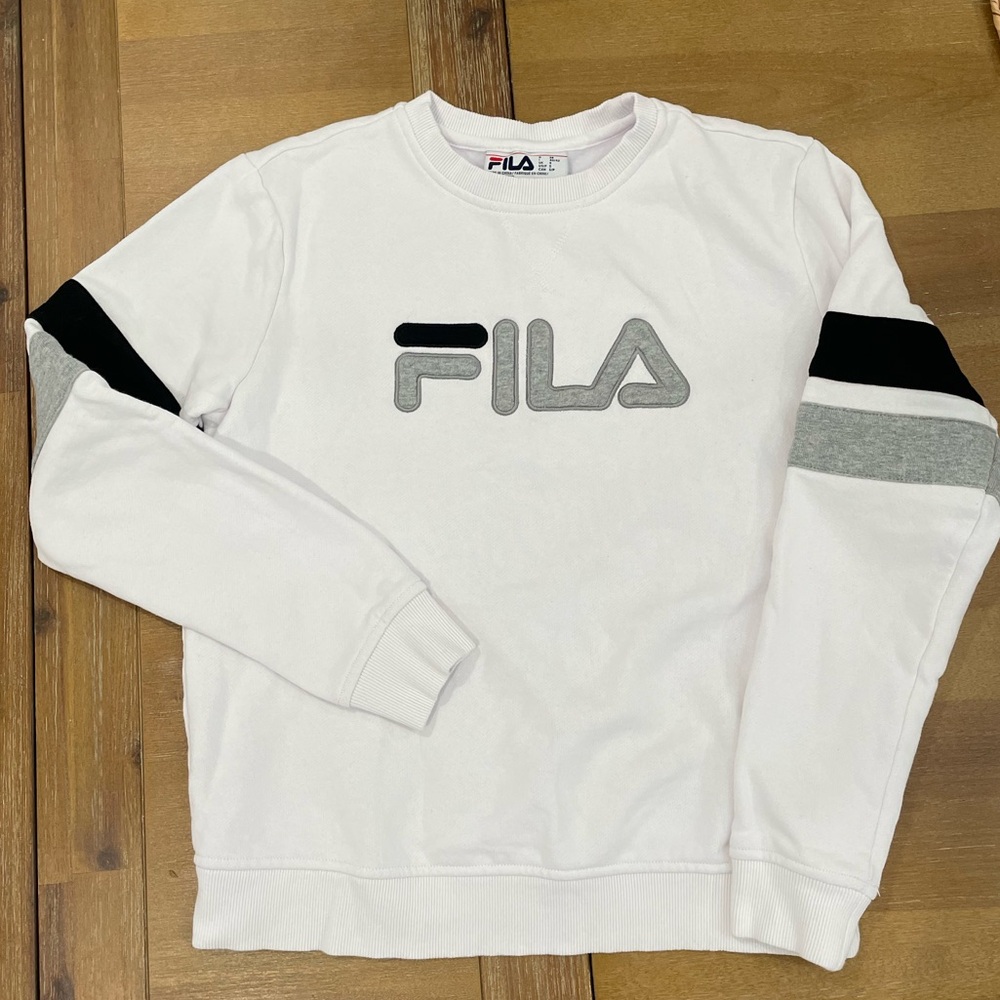 FILA. Sweat shirt size small